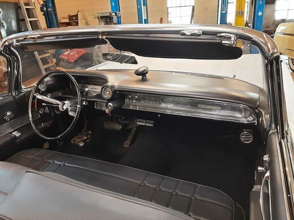 1960 Cadillac DeVille Convertible - photo 13