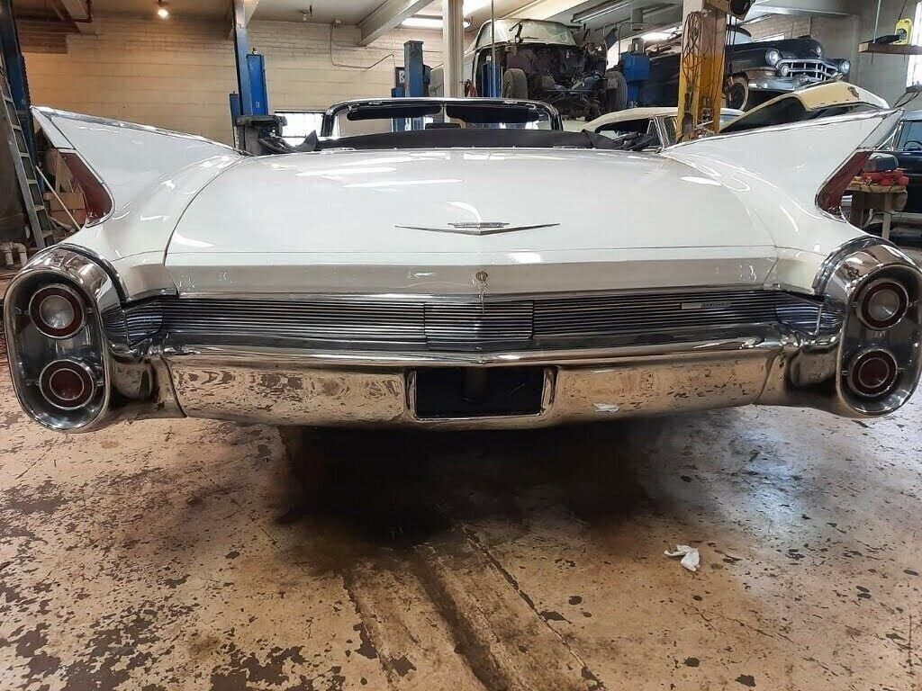 1960 Cadillac DeVille Convertible - photo 8