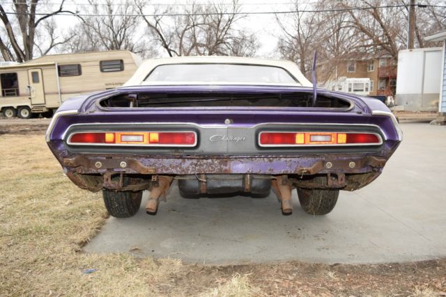 1971 Dodge Challenger convertible - photo 3