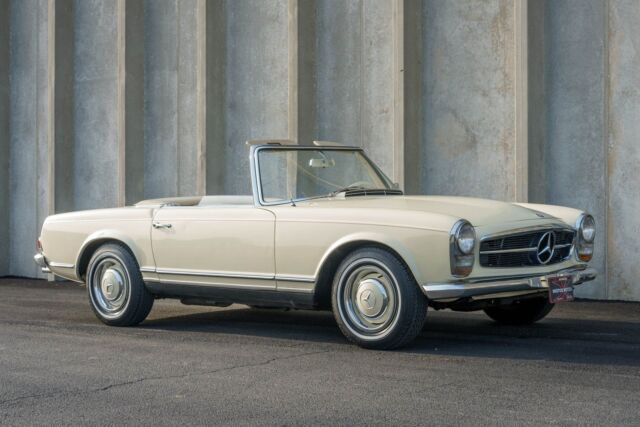 1966 Mercedes-Benz 230SL Convertible - photo 3
