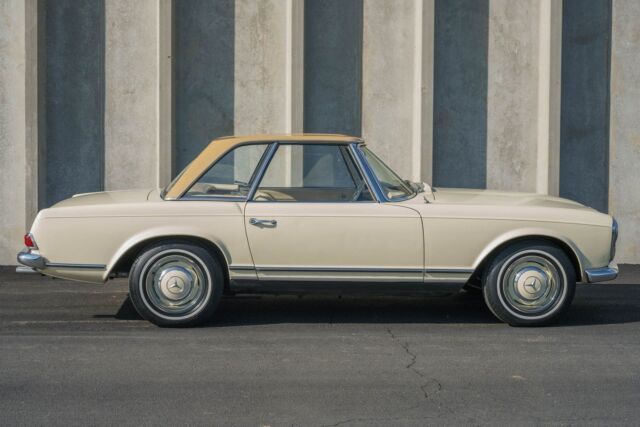 1966 Mercedes-Benz 230SL Convertible - photo 4