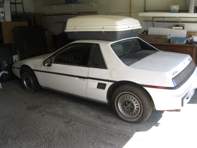 NEW SALE PRICE! 1984 WHITE PONTIAC FIERO 2M 4 ONE ORIGINAL OWNER 1984 Pontiac Fiero