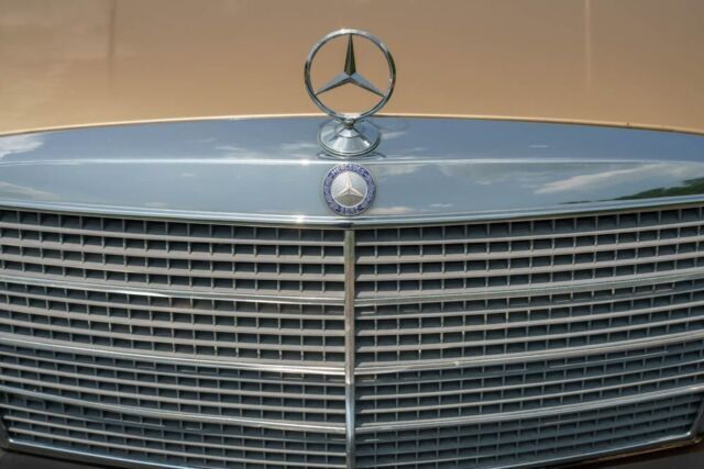 1980 Mercedes-Benz 450 SEL Sedan - photo 13