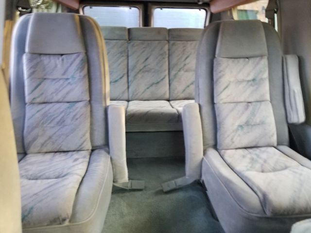 1993 Chevrolet G20 Van G20 Conversion - photo 5