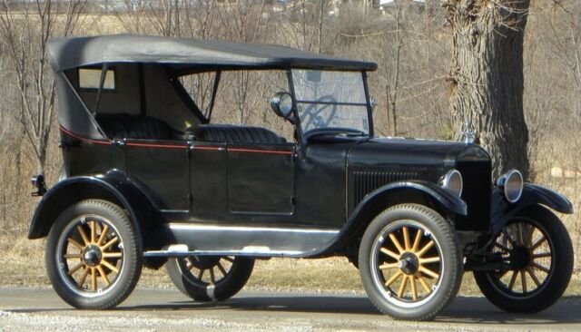 1926 Ford Model T Touring - photo 2