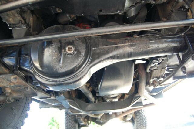 1985 Land Rover Defender 110 DIESEL 5SPD LHD DRY 4x4 LOW MILES - photo 5