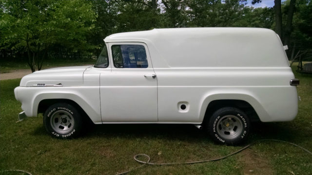 Nice 1958 Ford F-100 panel truck from California 460 auto runs&drives 1958 Ford F-100