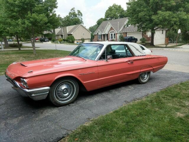 1964 Ford Thunderbird 2 door Landau - photo 2