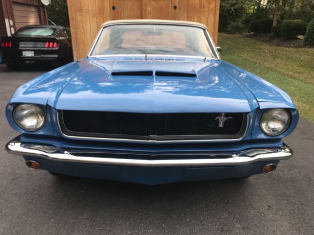 1965 Ford Mustang - photo 2