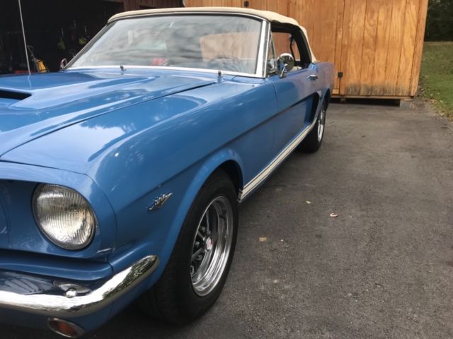 1965 Ford Mustang - photo 3