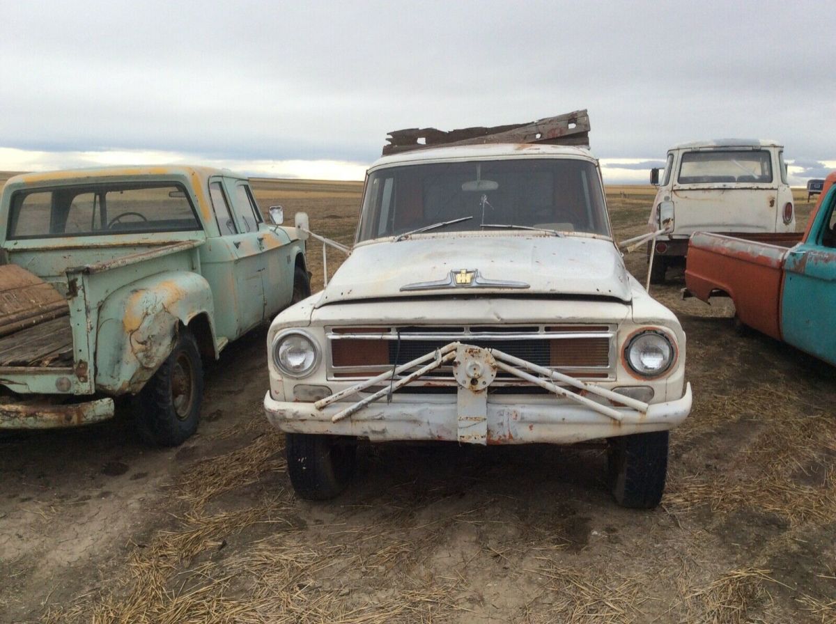 1966 International Harvester 1200A - photo 5