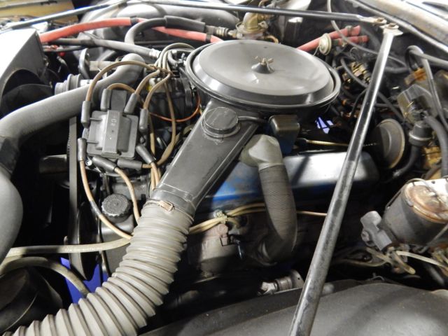 1976 Cadillac DeVille - photo 2