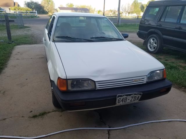 1989 Mazda 323 - photo 2