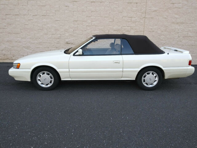 1992 Infiniti M30 - photo 2