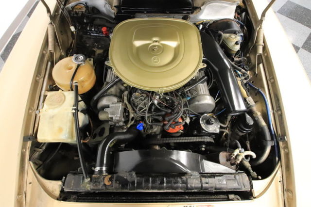 1983 Mercedes-Benz SL-Class Base Convertible 2-Door - photo 4