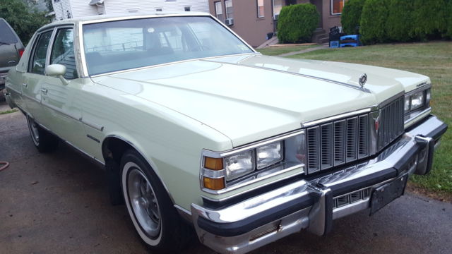 1979 Pontiac Bonneville Bonneville - photo 13