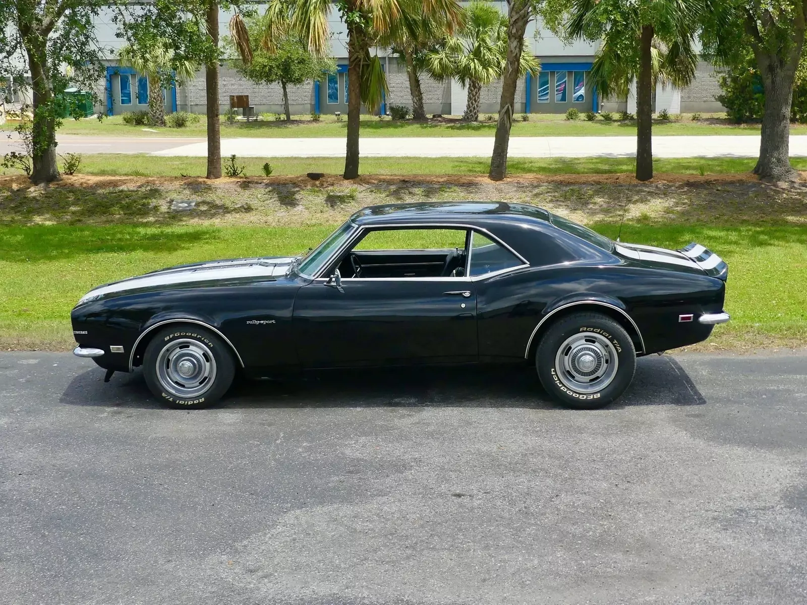 1968 Chevrolet Camaro Rally Sport RS - photo 10
