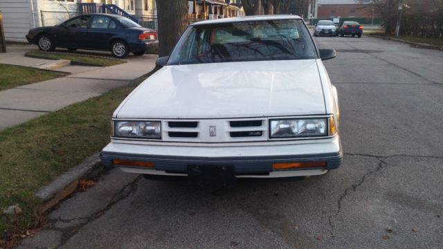 1990 Oldsmobile Eighty-Eight - photo 2