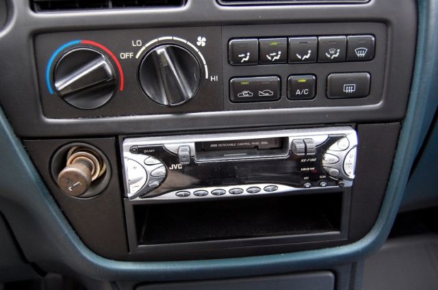 1992 Toyota Camry XLE - photo 11