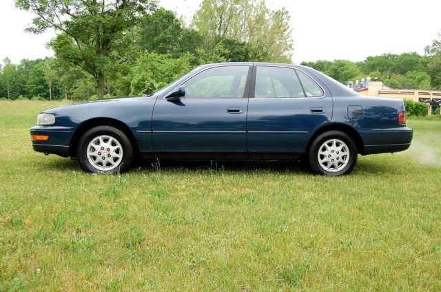 1992 Toyota Camry XLE - photo 2