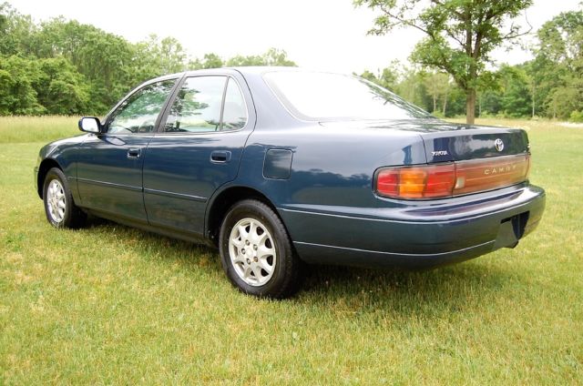 1992 Toyota Camry XLE - photo 3