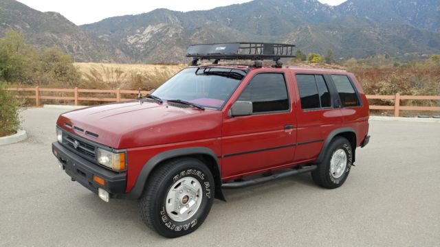 1990 Nissan Pathfinder SE 4x4 - photo 2