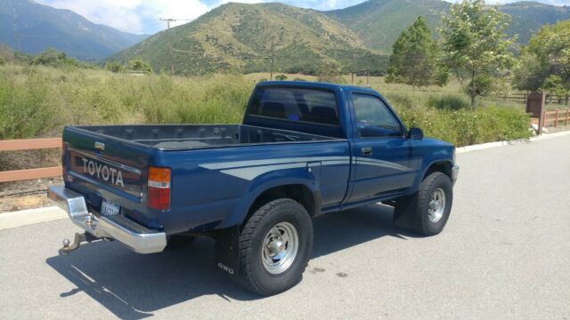1990 Toyota Pickup 4x4 DX - photo 10