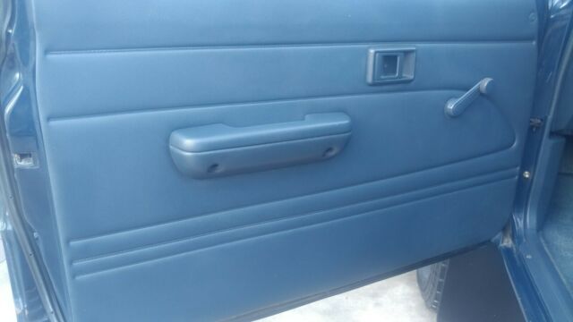 1990 Toyota Pickup 4x4 DX - photo 12
