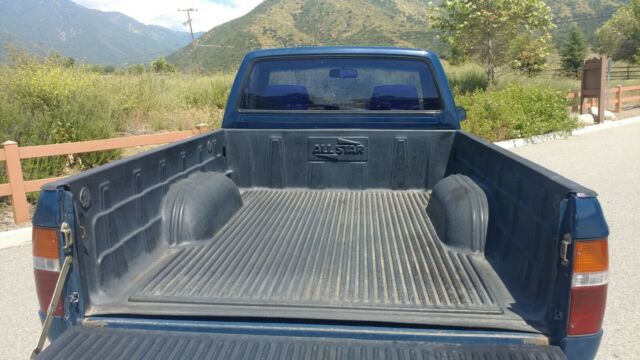 1990 Toyota Pickup 4x4 DX - photo 7