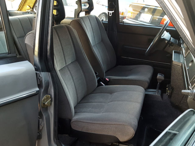 1988 Volvo 240 - photo 11