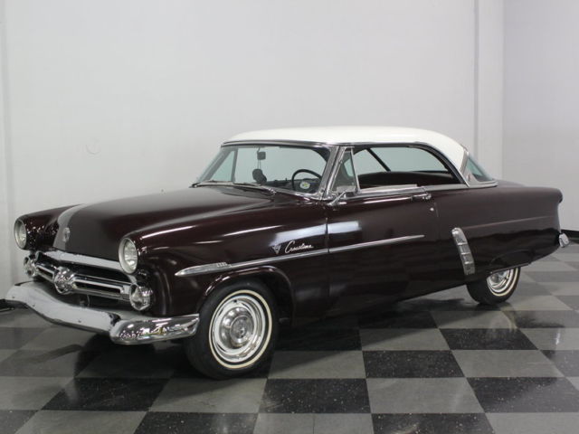 NICE CRESTLINE VICTORIA WITH A FLATHEAD V8, REMAINS STOCK AND RUNS GREAT! 1952 Ford Crestline Victoria