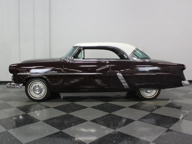 1952 Ford Crestline Victoria - photo 2
