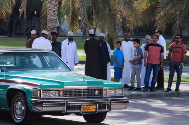 1977 Cadillac DeVille 4 door - photo 2