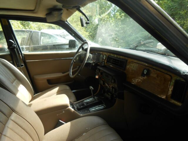 1985 Jaguar XJ6 - photo 9