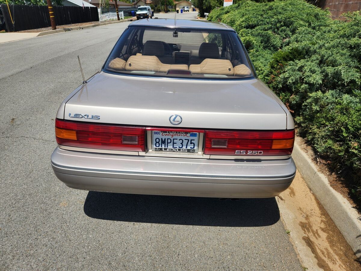 1991 Lexus ES 250 - photo 6