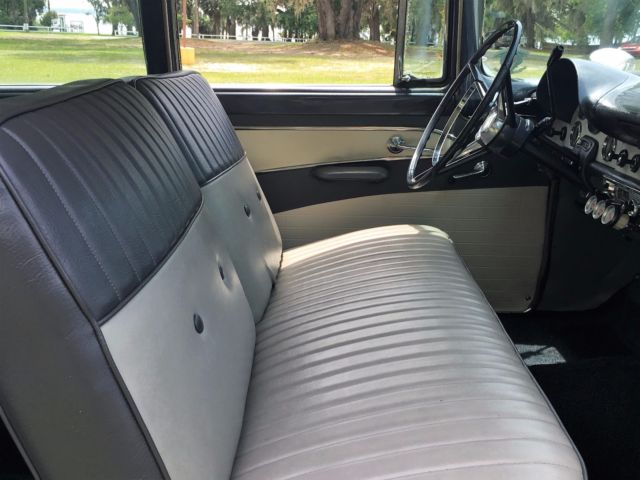 1956 Ford Fairlane 2 Door Sedan - photo 9