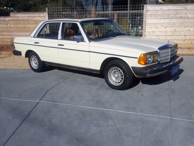 1982 Mercedes-Benz 300-Series 300D - photo 3