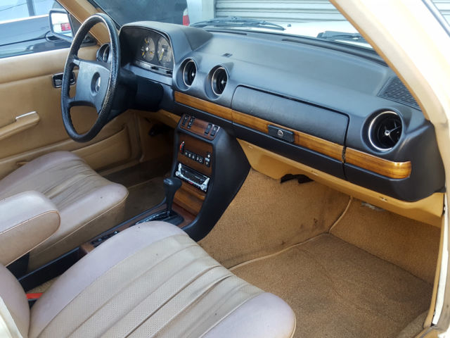 1982 Mercedes-Benz 300-Series 300D TURBODIESEL - photo 11