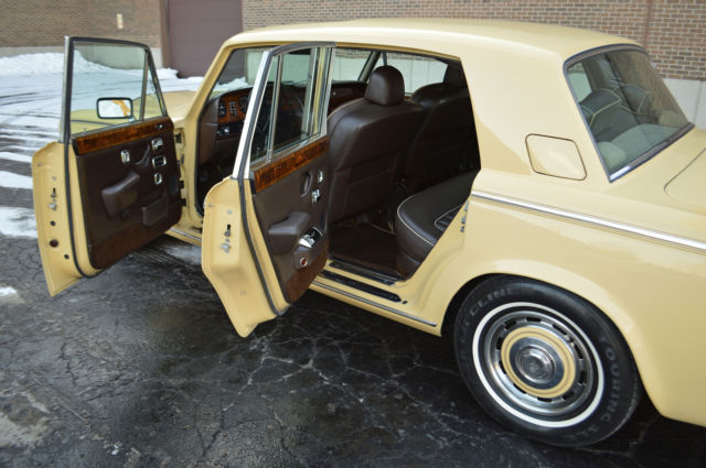 1977 Rolls-Royce Silver Shadow - 4 door sedan - photo 13