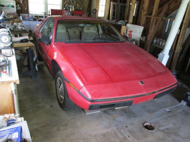 1984 Pontiac Fiero - photo 13
