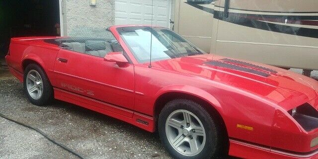 1989 Chevrolet Camaro IROC Z/28 Convertible - photo 3