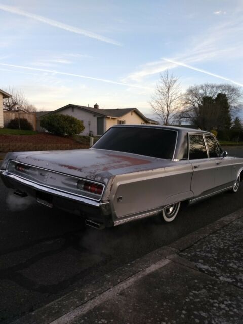 1968 Chrysler Newport Custom 4 door sedan - photo 3