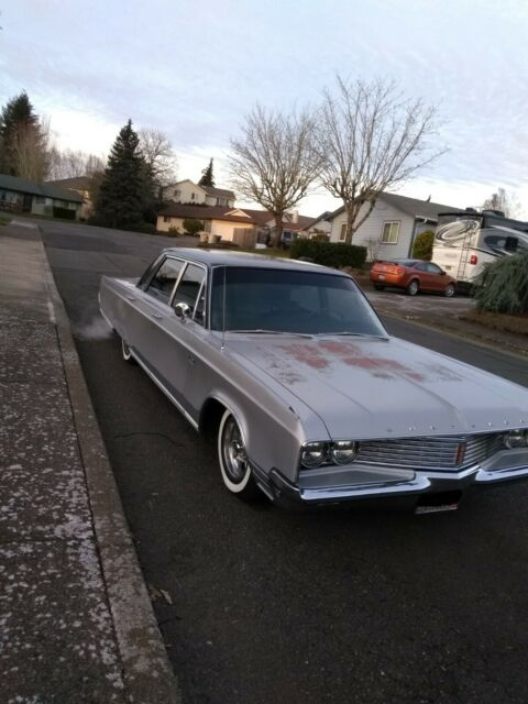 1968 Chrysler Newport Custom 4 door sedan - photo 4
