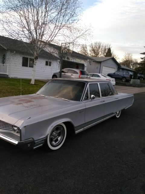 1968 Chrysler Newport Custom 4 door sedan - photo 6