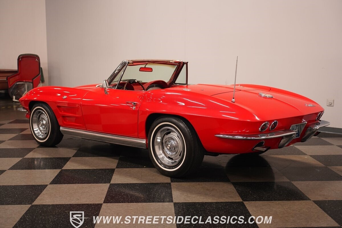 1964 Chevrolet Corvette Convertible - photo 12