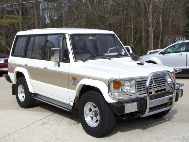 1989 Mitsubishi Montero 1-OWNER 93K PAJERO MMC TURBO DIESEL INTERCOOLED AC 4X4 WAGON - photo 3