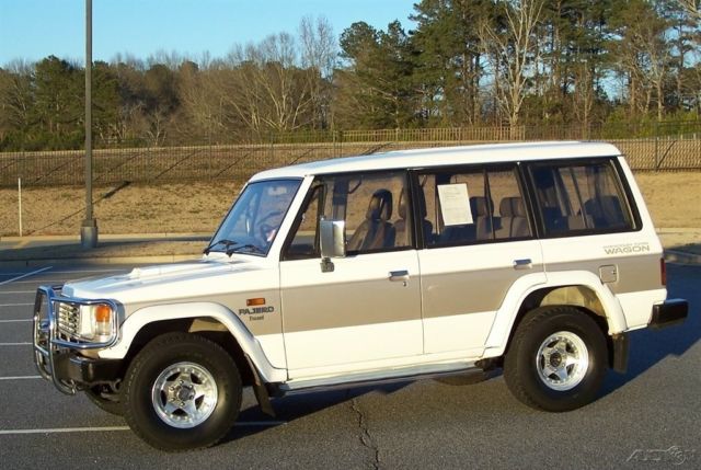 1989 Mitsubishi Montero 1-OWNER 93K PAJERO MMC TURBO DIESEL INTERCOOLED AC 4X4 WAGON - photo 9