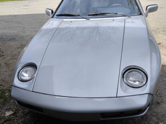 1980 Porsche 928 Coupe - photo 3