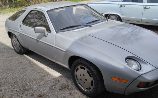 1980 Porsche 928 Coupe - photo 4