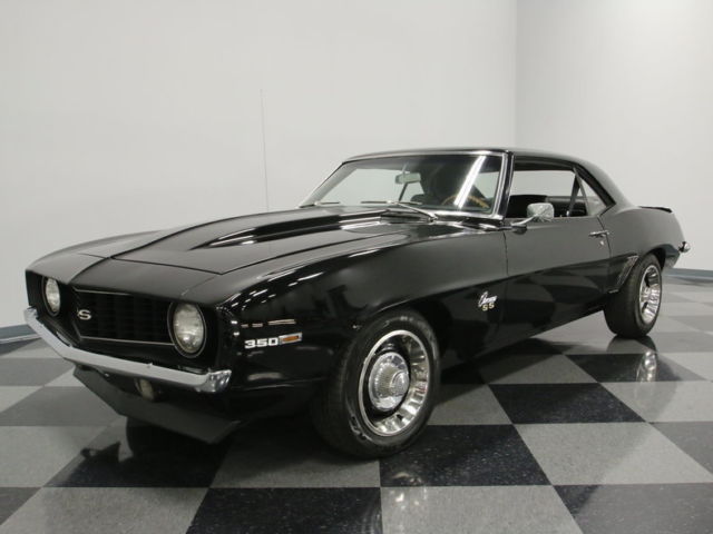 NICELY BUILT 350CI SMALL BLOCK, BLACK ON BLACK, SLICK PAINT, BUCKETS W/ CONSOLE 1969 Chevrolet Camaro